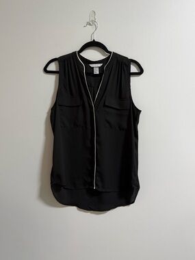 H&M Sleeveless Black and White Pipping Blouse